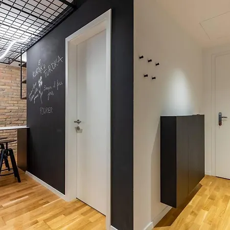 Slovakia Modern Urban Sanctuary * ברטיסלאבה