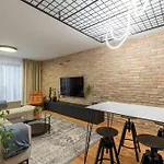 Apartmán Slovakia Modern Urban Sanctuary *